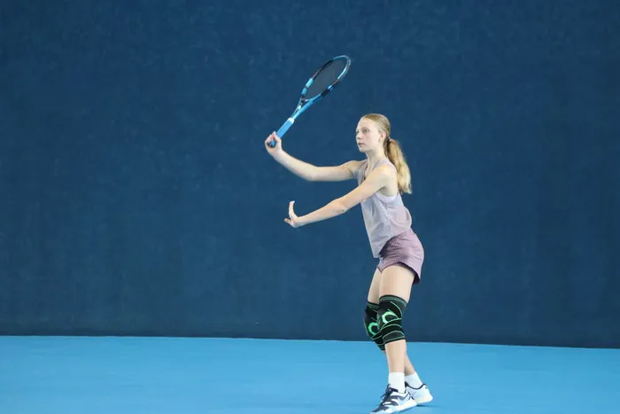 🎾 Стартовала XIII Летняя Спартакиада учащихся Кубани по теннису!

30 марта 2026 года в Кореновске – географическом центре Кубани – началась XIII Летняя Спартакиада учащихся (юношеская) Кубани 2026 года по теннису! В соревнованиях принимают участие жители 8 муниципальных образований Краснодарского края: Анапа, Армавир, Геленджик, Краснодар, Новороссийск, Сочи, Щербиновский и Ейский районы.

Мероприятие проводится в рамках государственной программы Краснодарского края "Развитие физической культуры и спорта" и направлено на популяризацию тенниса среди молодёжи, выявление новых талантов и укрепление спортивного духа региона.

Желаем всем участникам ярких побед, честной борьбы и незабываемых эмоций! 🏆💪

Следите за новостями и болейте за своих чемпионов!
